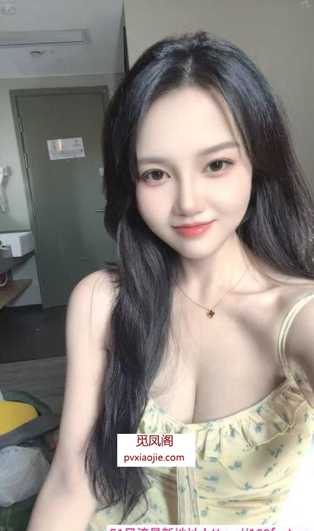 清纯可爱甜妹